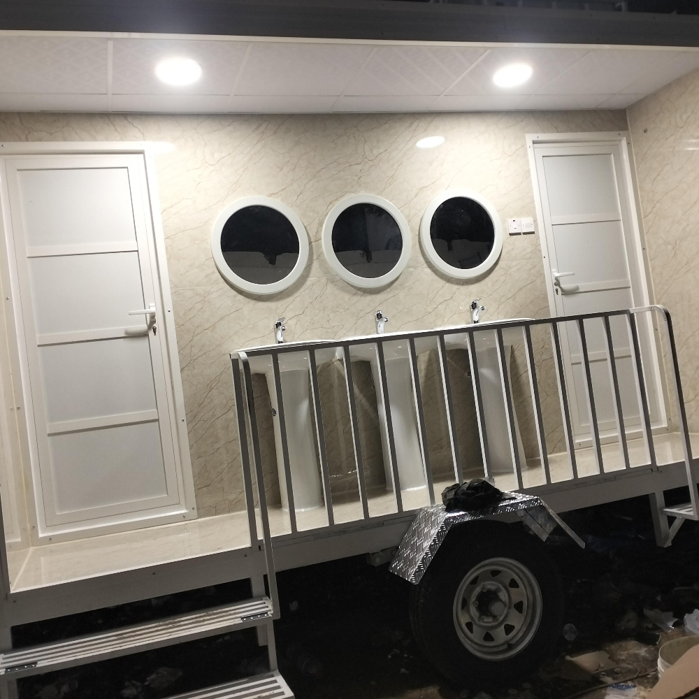 toilet for sale 77505390 - 10
