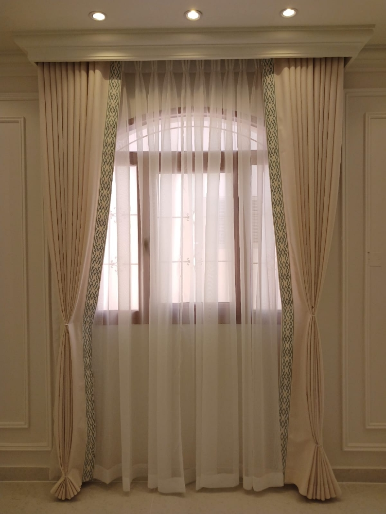 making new sofa & curtains - 6