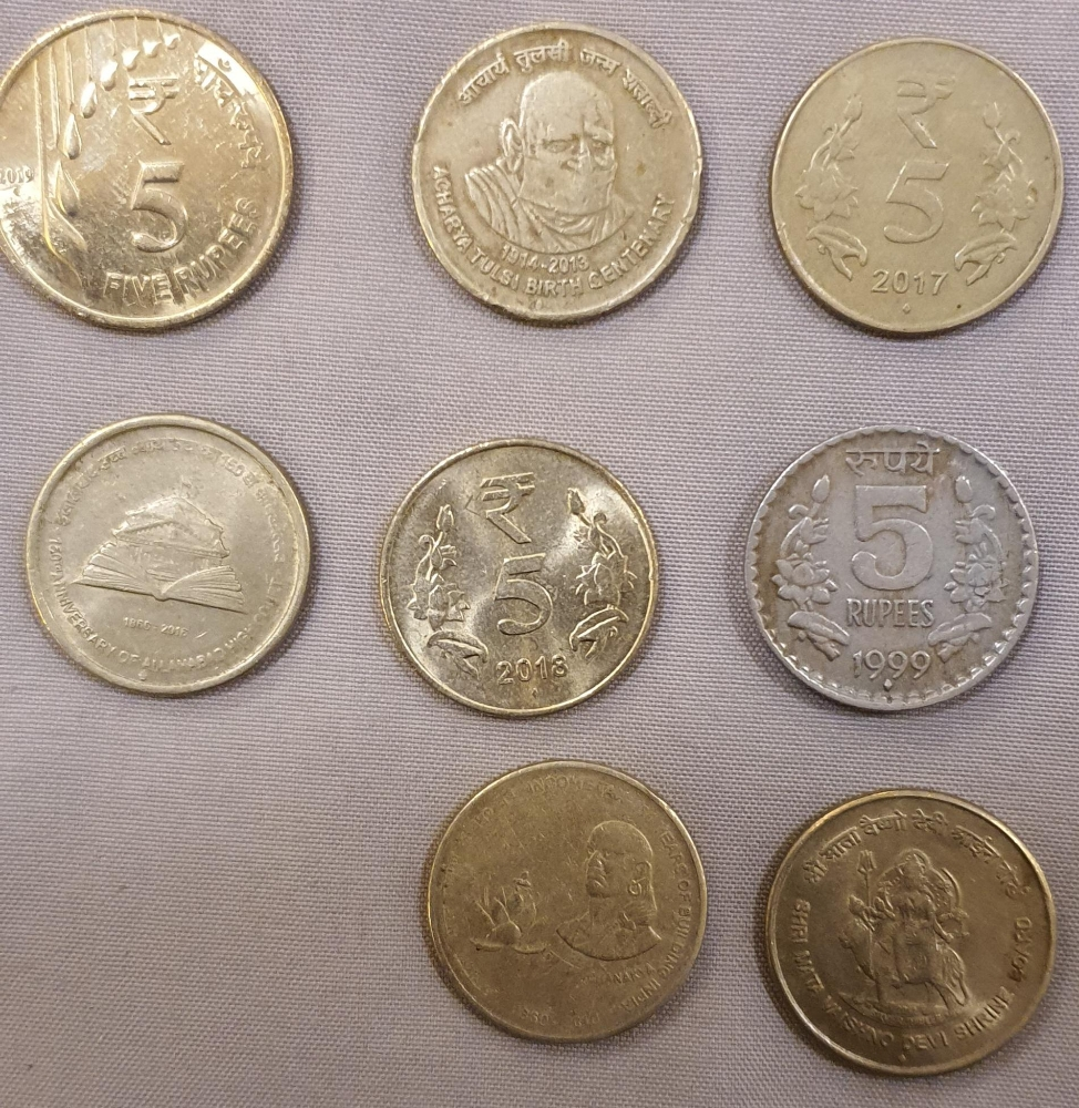 INDIAN COMMERRATIVE COINS - 1