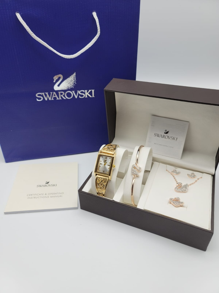 Swarovski - 9