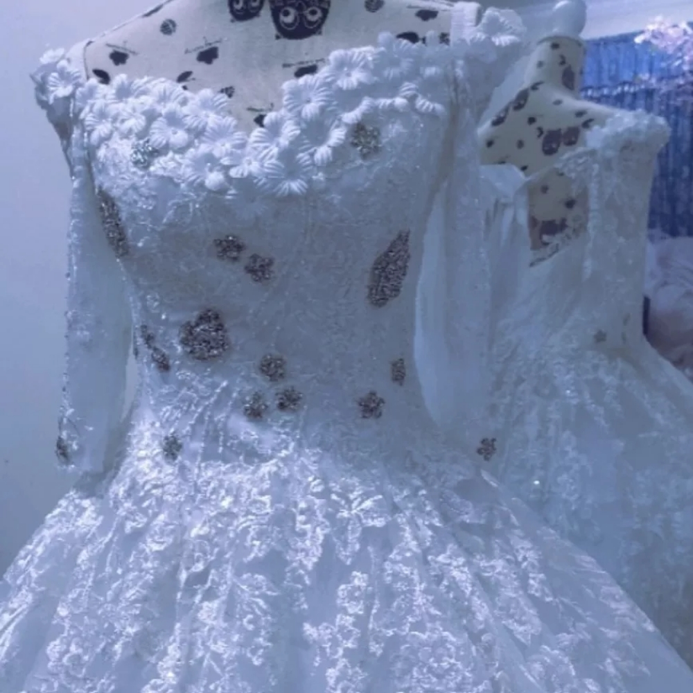 Brand new wedding gown for sale - 13