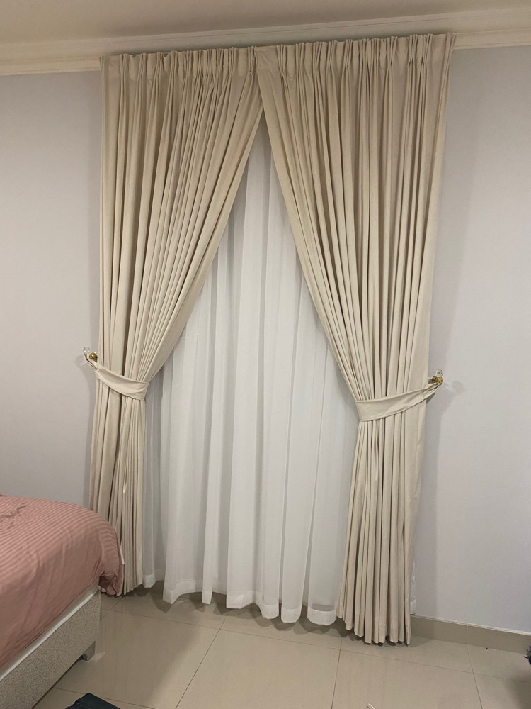 Making New Curtains , Rollar - 3