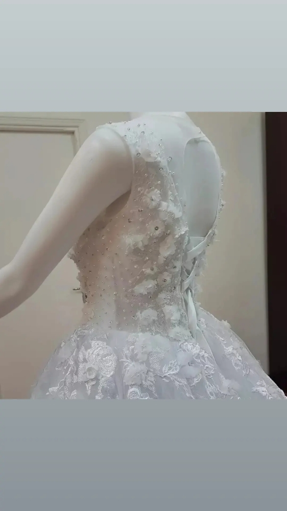 Brand new wedding gown for sale - 13