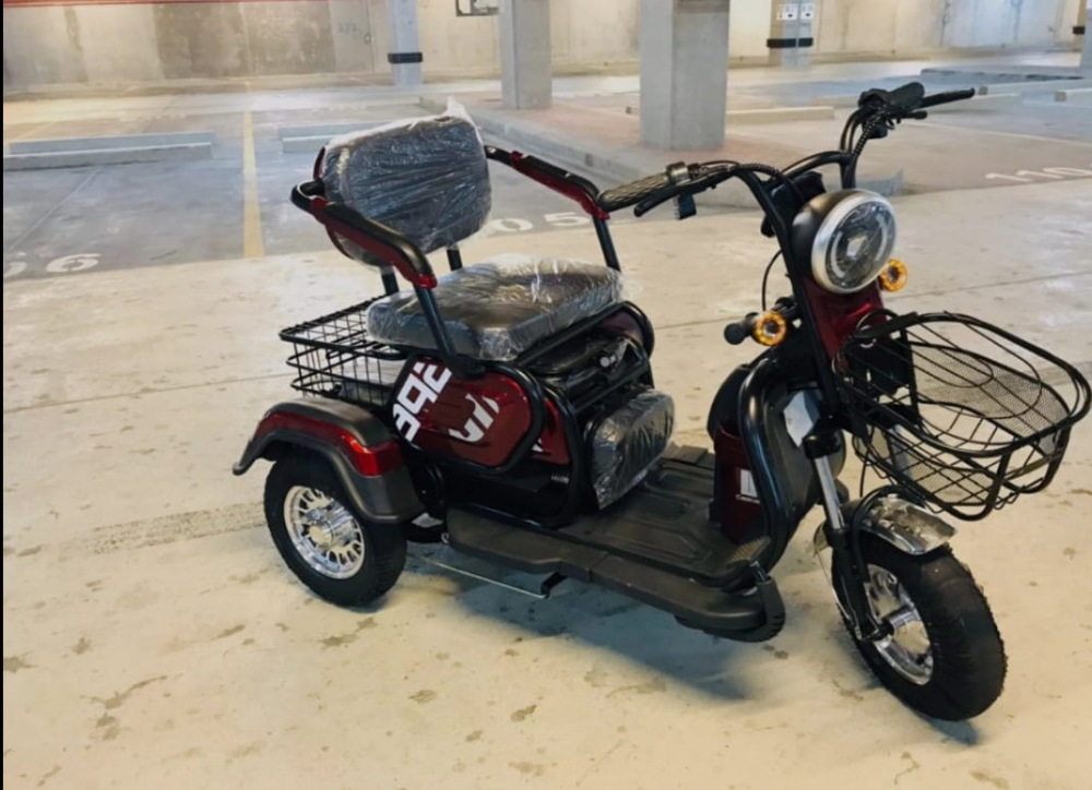 Electric scooter 3 wheels - 3