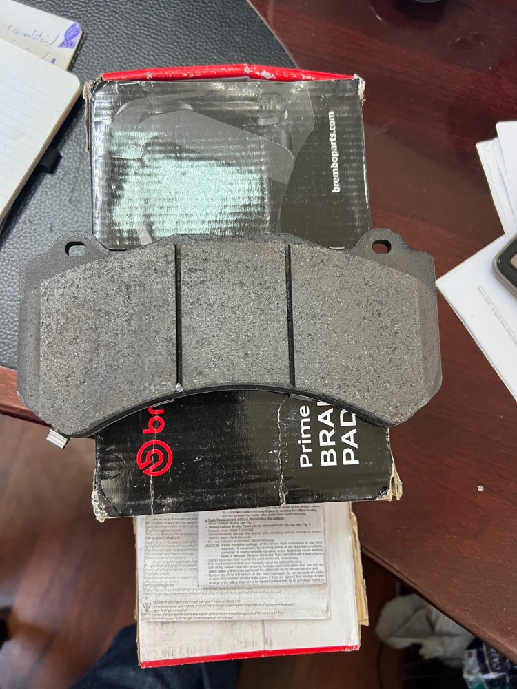 Brembo OEM brake pads jeep SRT - 3