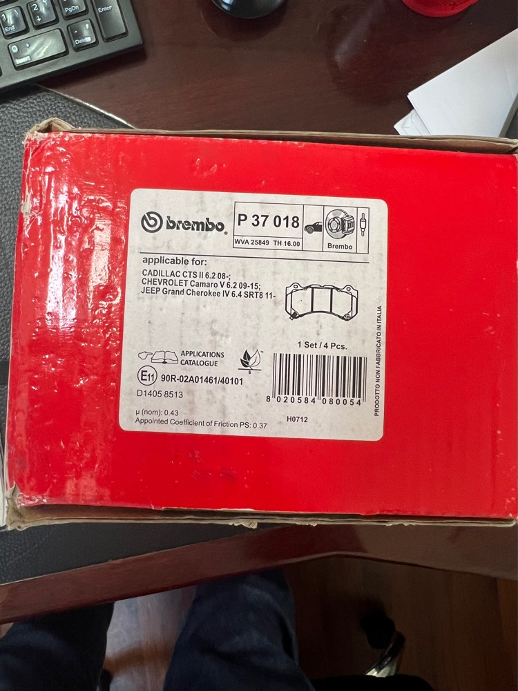 Brembo OEM brake pads jeep SRT - 1