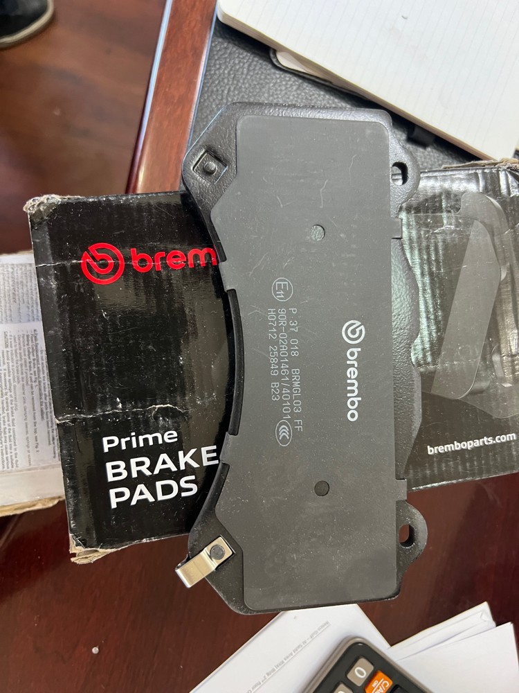 Brembo OEM brake pads jeep SRT - 2