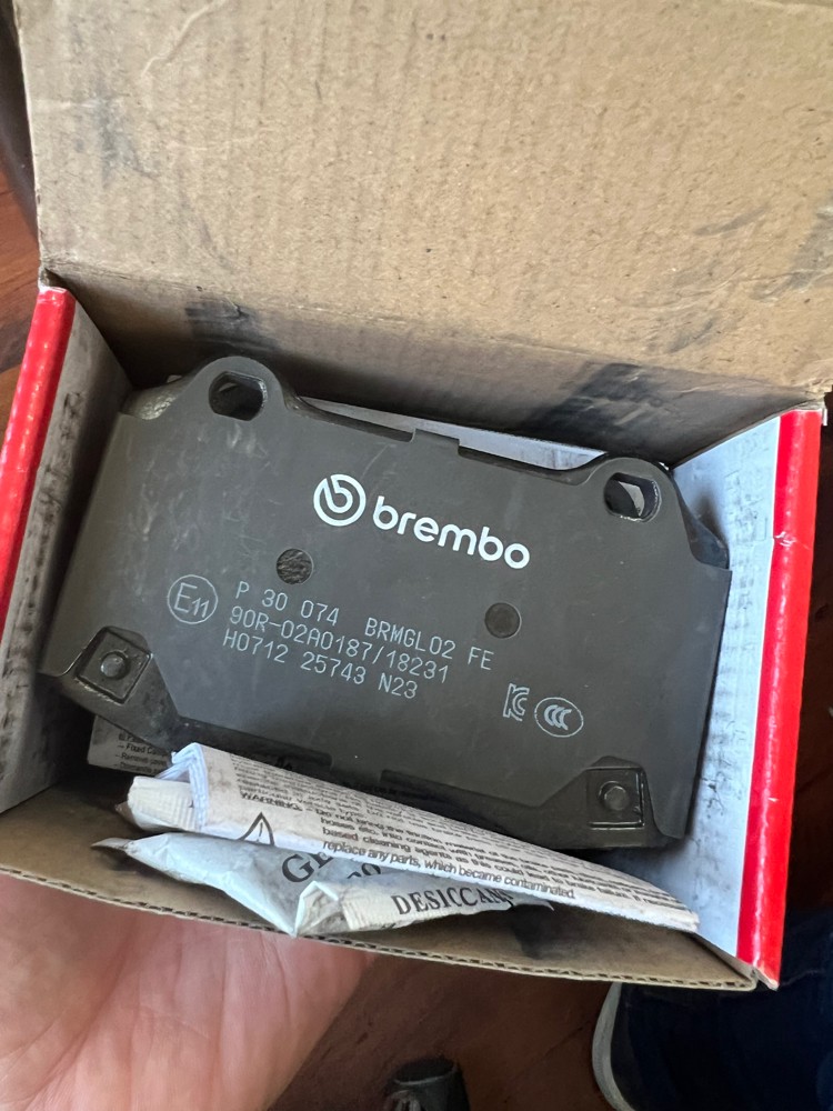 Brembo OEM brake pads jeep SRT - 9