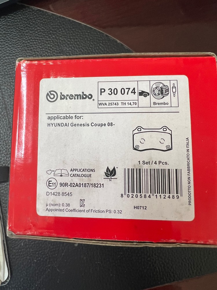Brembo OEM brake pads jeep SRT - 7