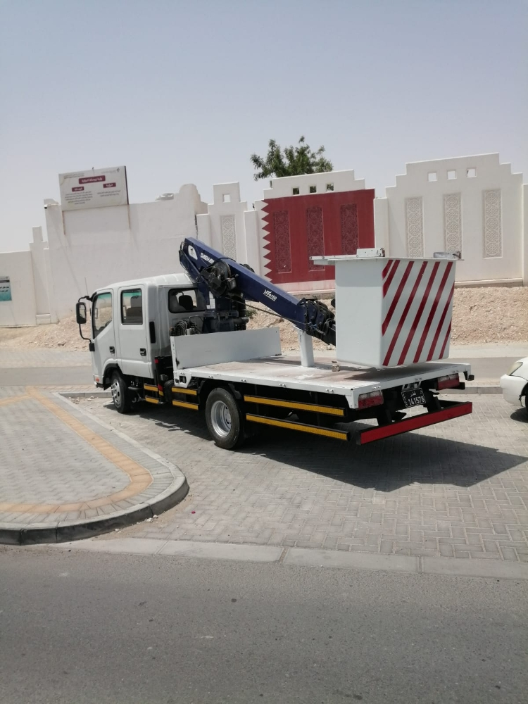 رافعات أشخاص للإيجار مع سائق - 3