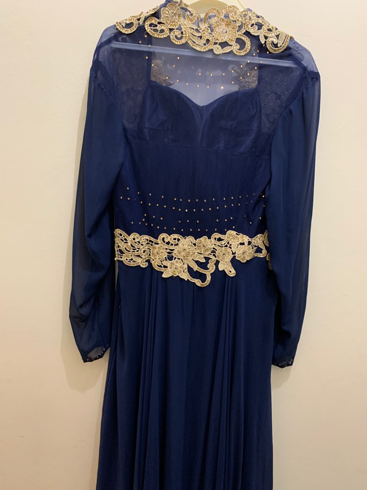 فستان سهرة طويل  - 1