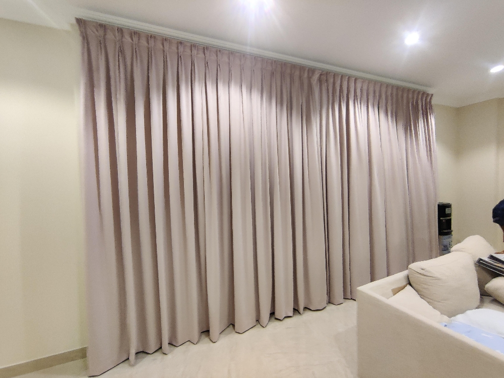 making new sofa & curtains - 12