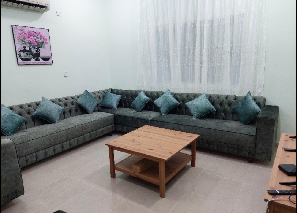 new design table making in doha - 2