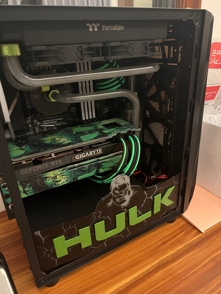 Custom Hulk Gaming PC 1/1 - 2