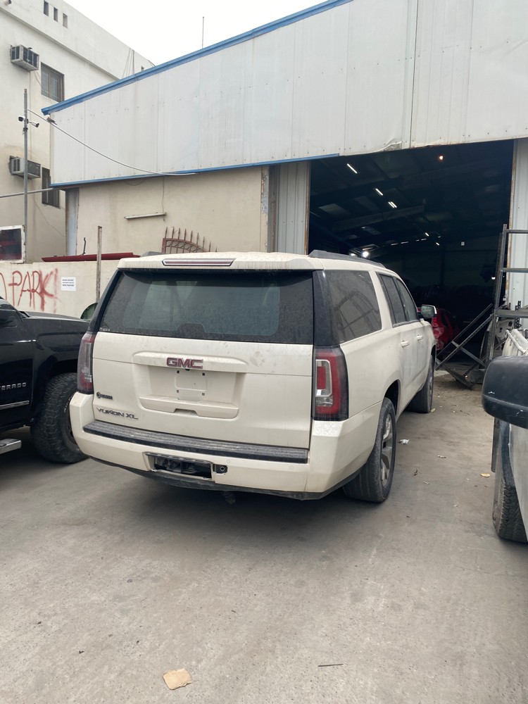 gmc yukon 2015 - 1