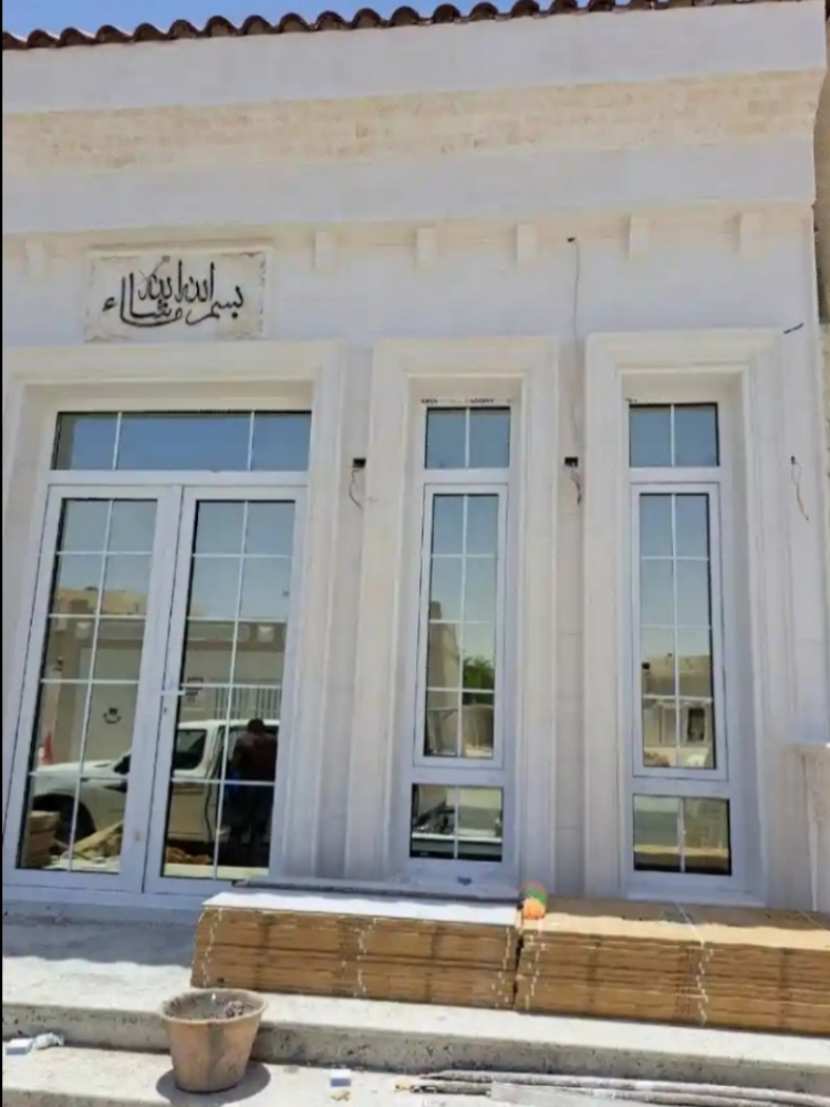 أعمال زجاج واليو بي في سي - 3