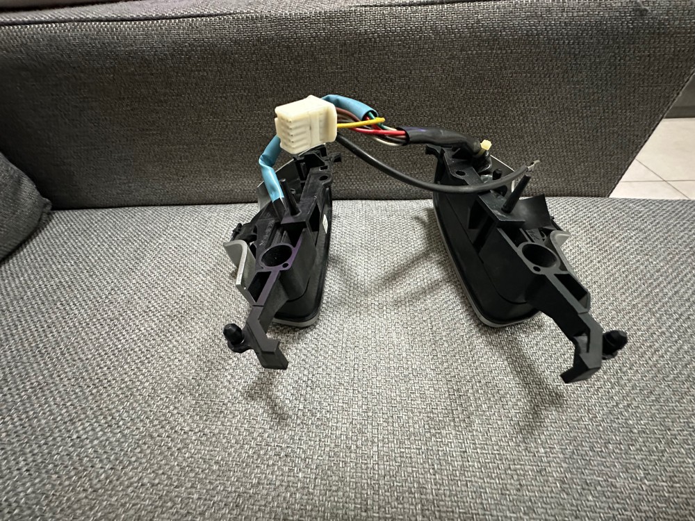 Steering wheel control unit  - 4
