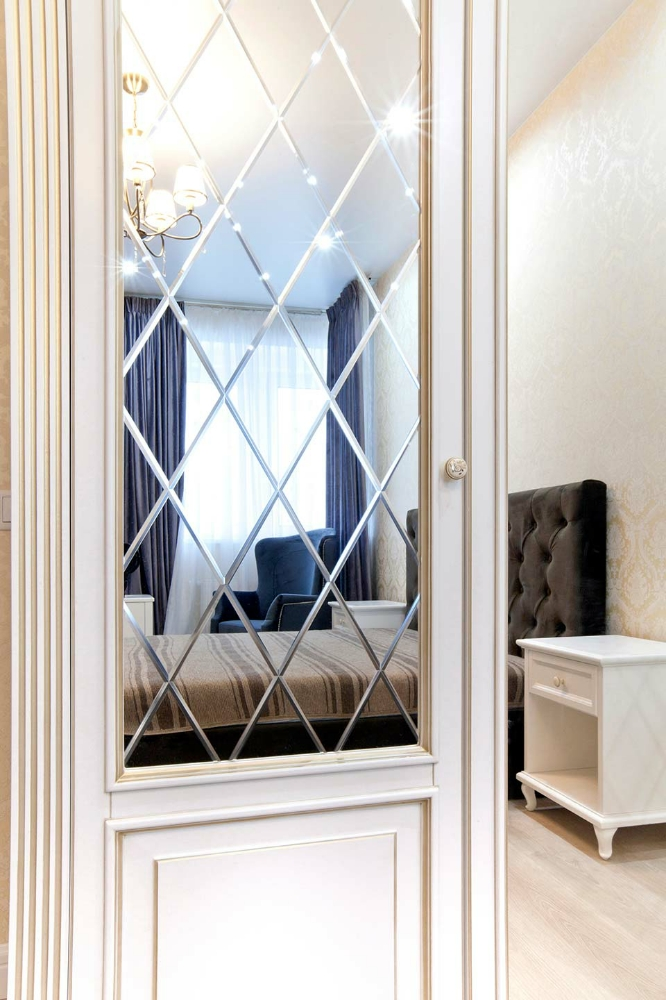 shower glass and mirrors - 7
