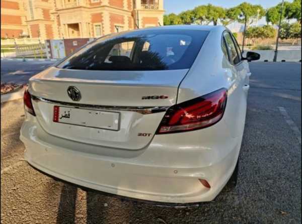 MG MG 6 Sedan White - 4