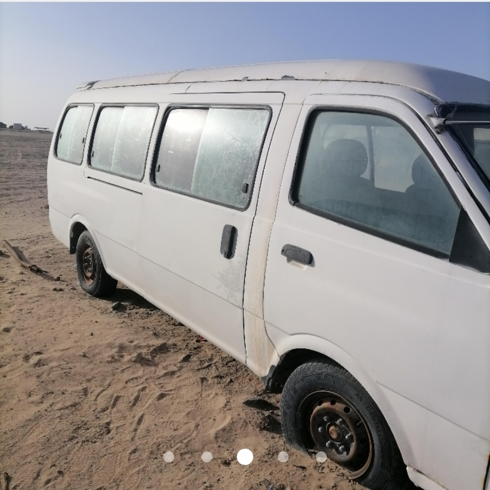 يوجد باص قطع غيار - 3