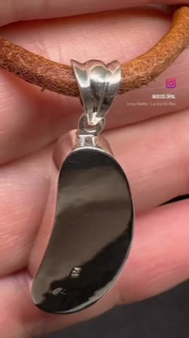 boulder opal pendent - 11
