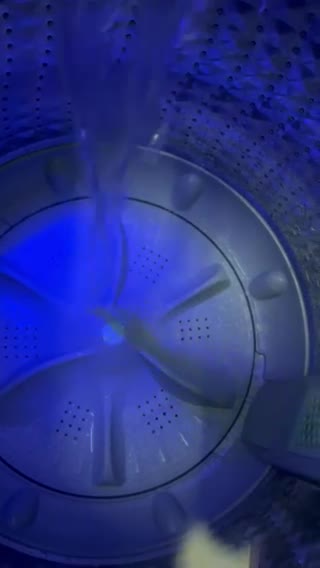 Hisense 18 kg washing machine - 1