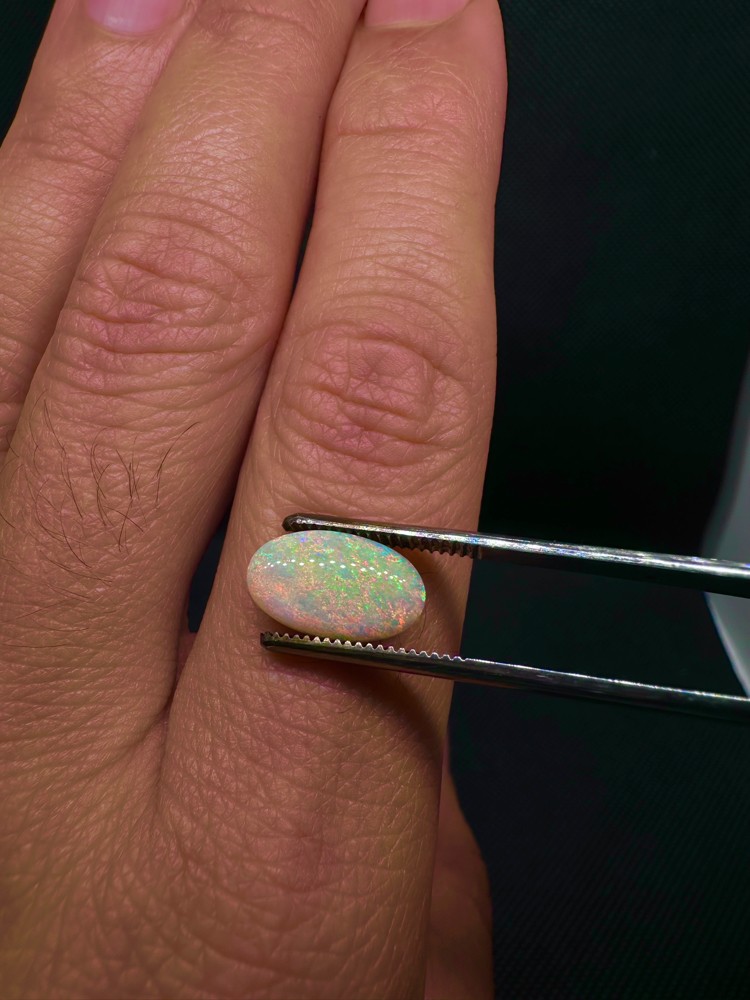 white opal - 1