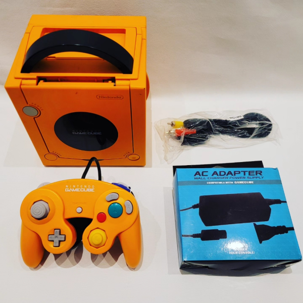 Gamecube orange + Game Boy Player - 2