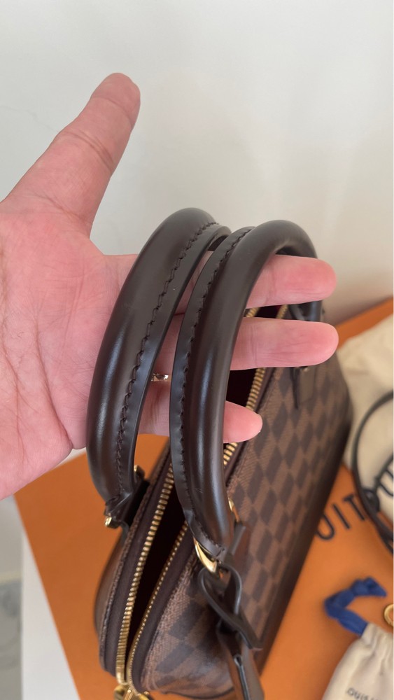 Louis Vuitton - 1