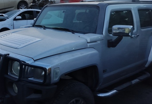 Hummer H3 2007 Scrap - 1