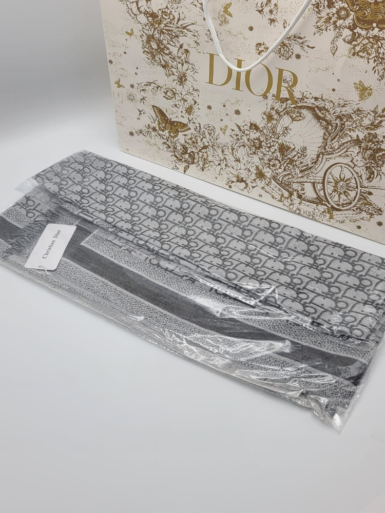 Dior scarves gifts - 5