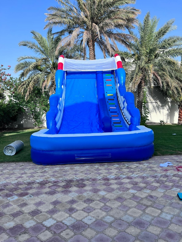 نطاطيات جديدة مع بركة سباحة - 3