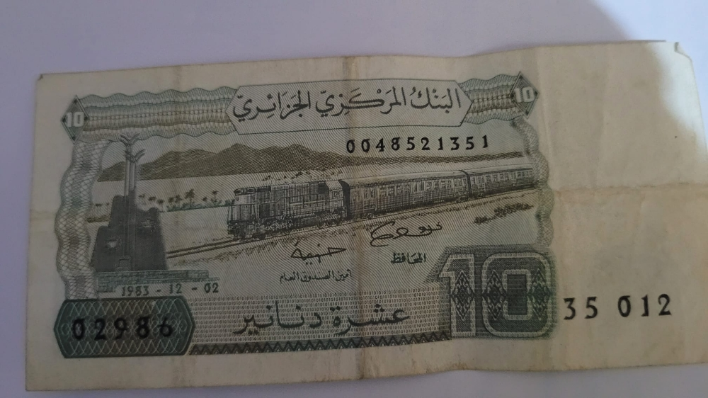 Old ALGERIAN BANKNOTES - 11