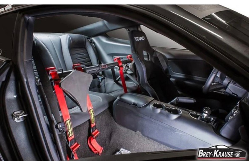 harness and harness bar mustang - 1