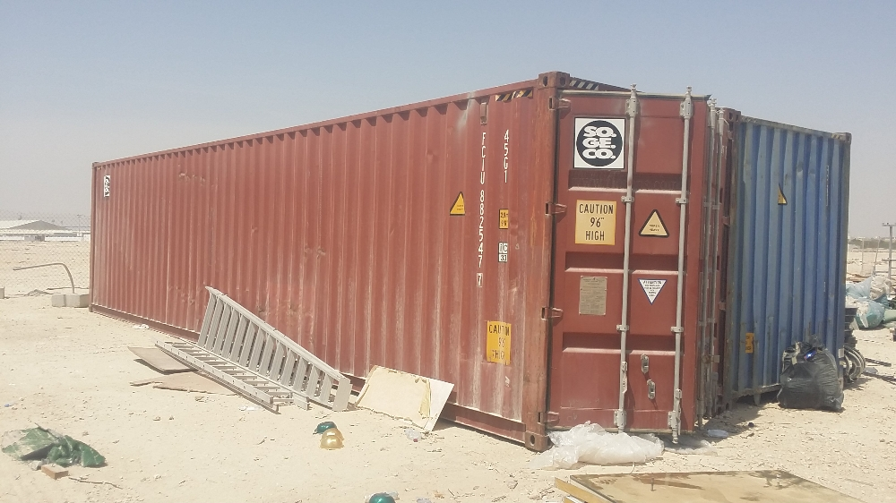 لدينا كونتينرات للبيع - 1