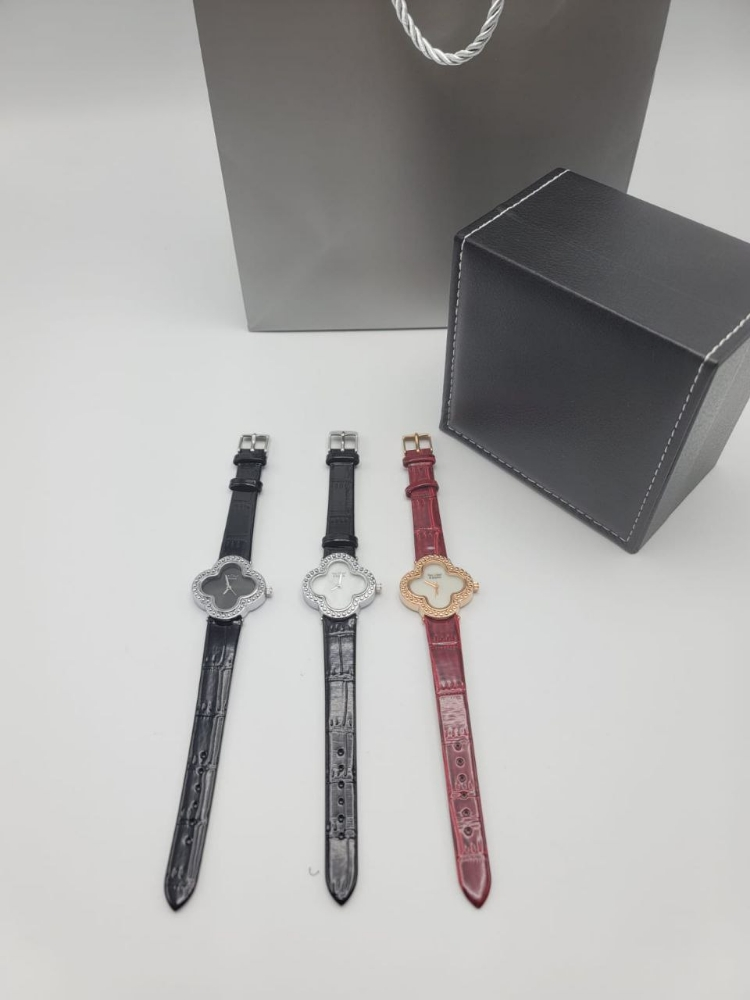 Van Cleef metal and leather - 8