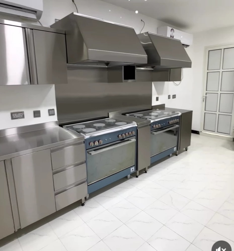villa kitchen cabinet - 4