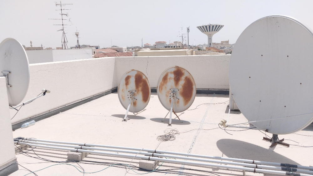 Satellite dish technician - 5