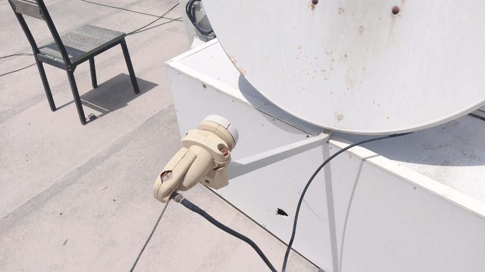 Satellite dish technician - 4