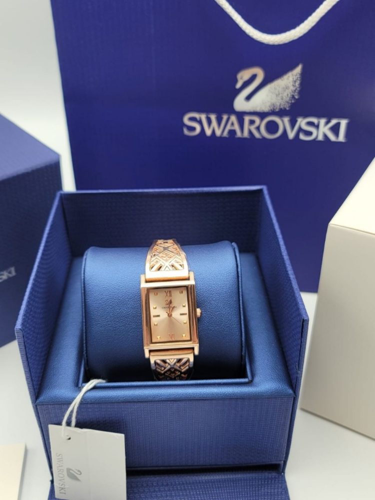 Swarovski - 11