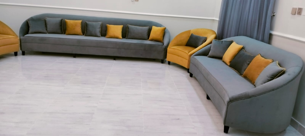 Sofa dressing
 Carpets and curtai - 8
