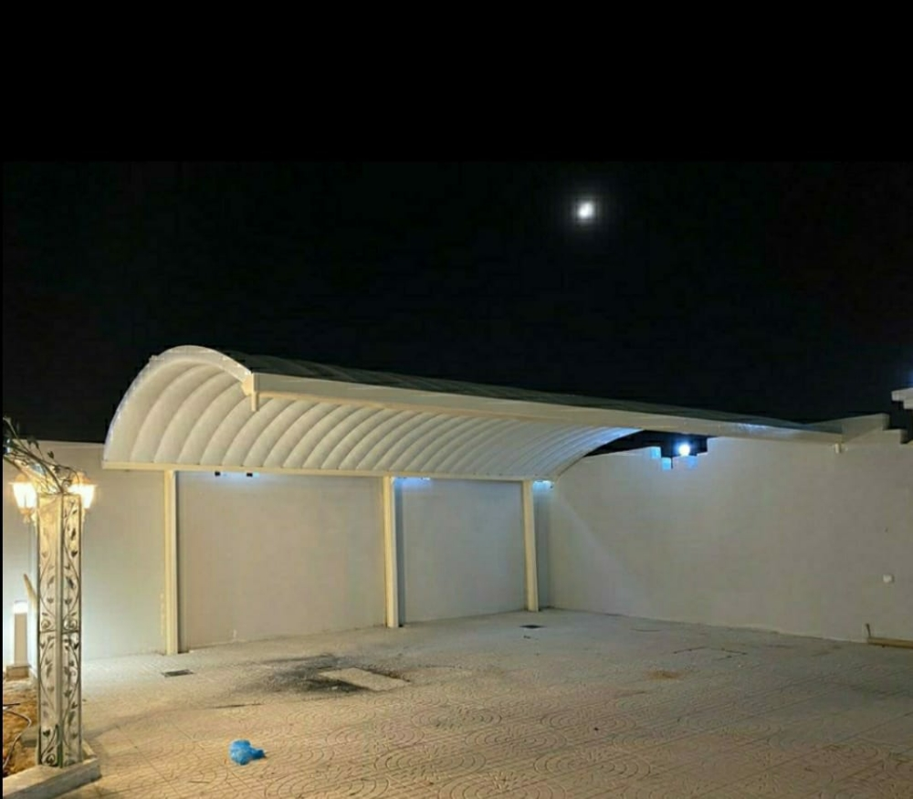 مظلات === - 1