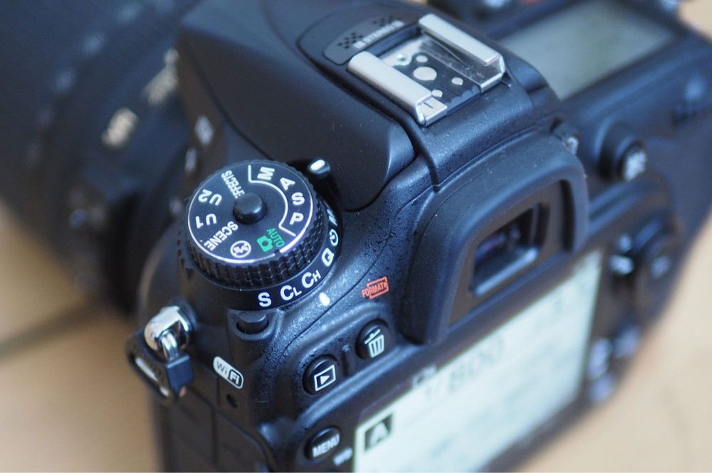 Nikon D7200 with Lens 18-105 - 2