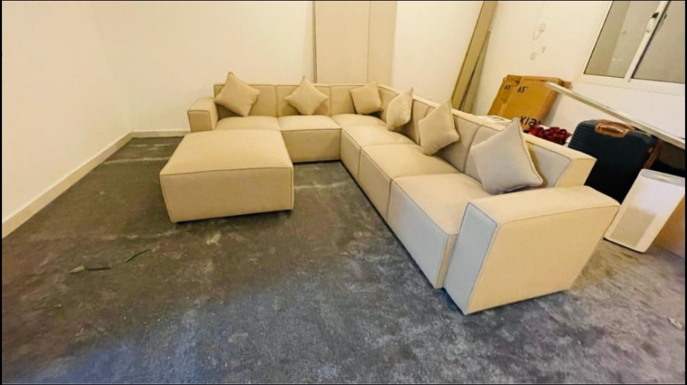 new sofa making & fabric changes - 2