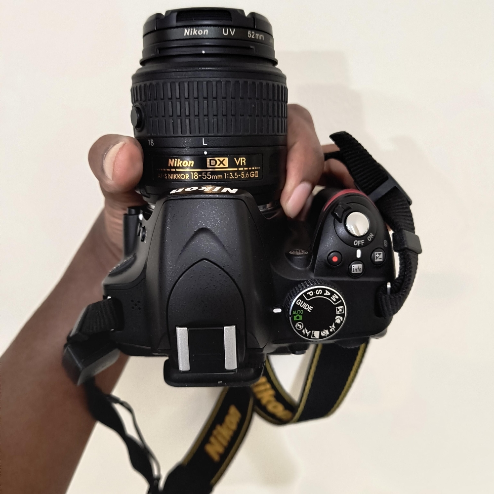 Nikon - 3