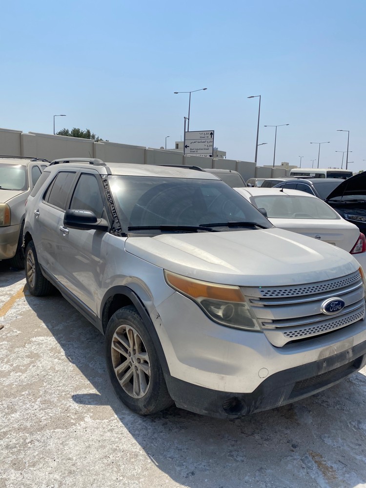 ford explorer 2014 scrap parts - 1