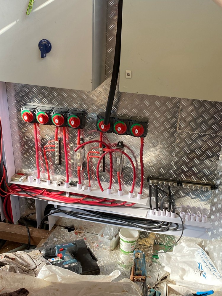 we do electrical job  - 7