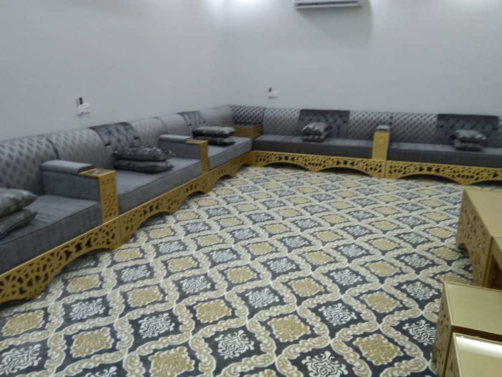 كنب ستائر سجاد تنجيد مفروشات - 4