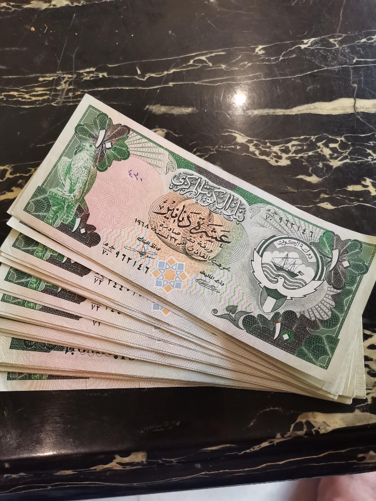 للبيع عملات قديمه - 1