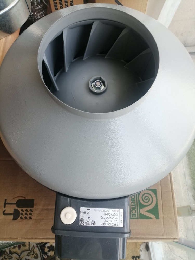 kitchen hood and Exist fan - 4
